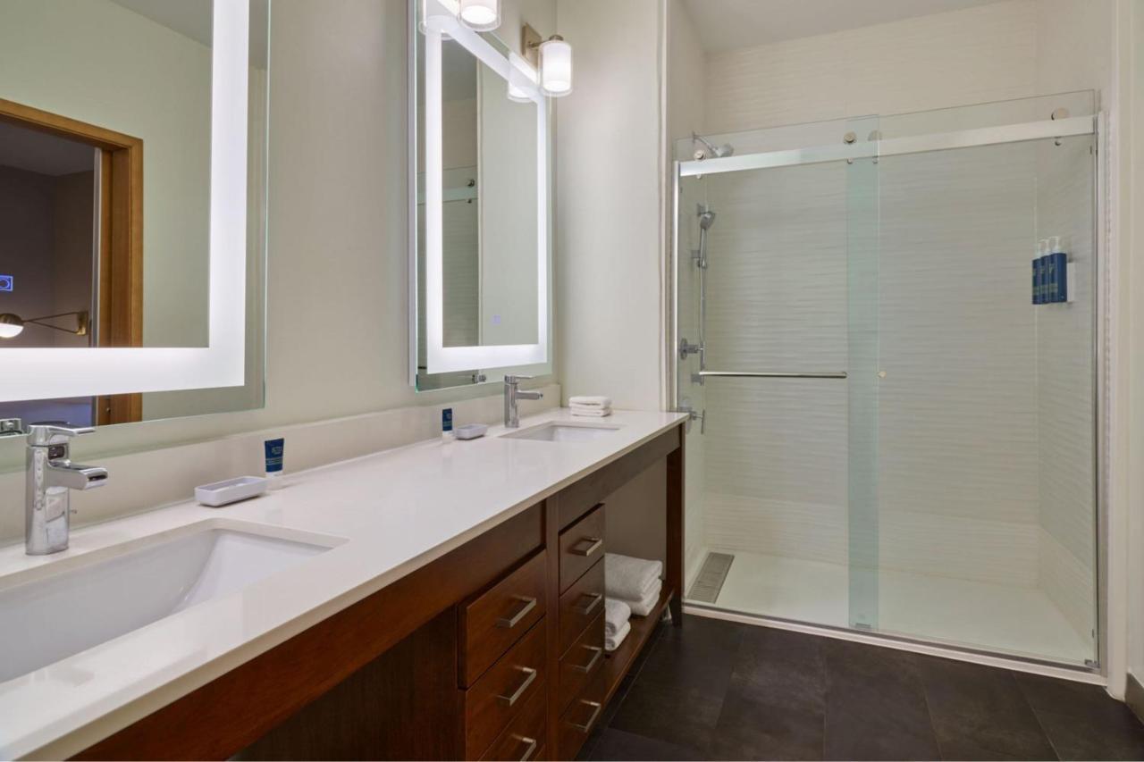 Four Points By Sheraton Houston Intercontinental Airport Aldine Exterior photo